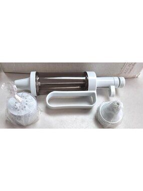 NEW Cookie Press w/ 6 Icing Tips & 24 Discs – Baking & Decorating Set